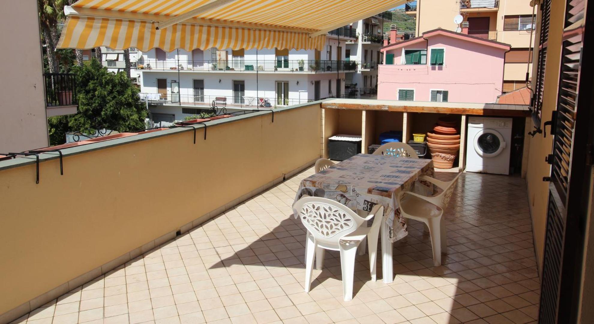 Garibaldi Appartamenti Riva Ligure Luaran gambar