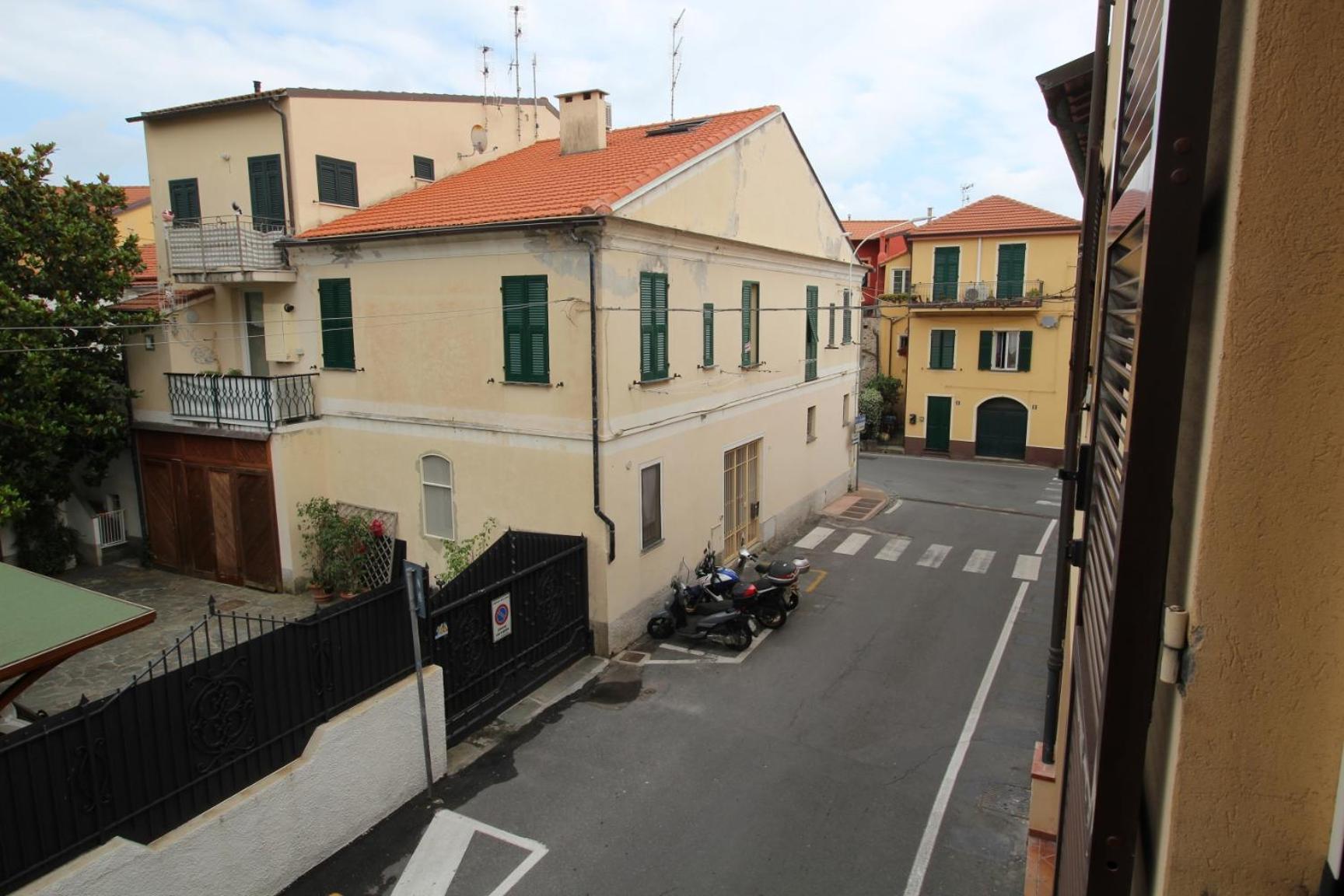 Garibaldi Appartamenti Riva Ligure Luaran gambar